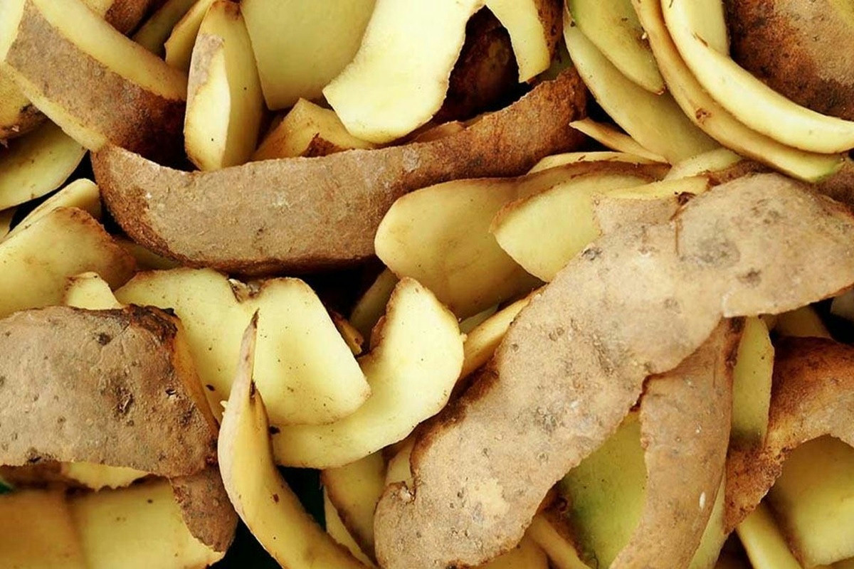 3 modi geniali per usare le bucce di patate: in tavola sono un successo clamoroso