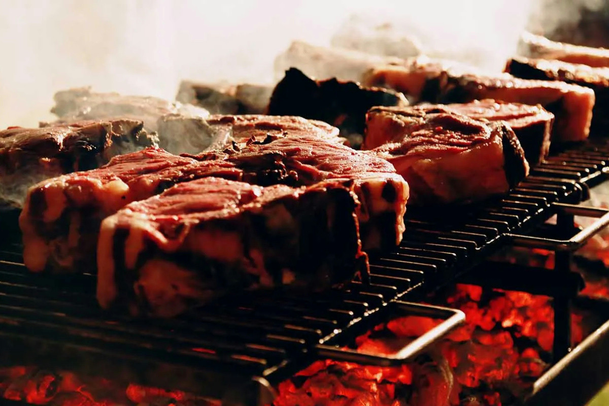 La fiorentina perfetta a casa: il segreto per una bistecca succulenta e un secondo da applausi in tavola