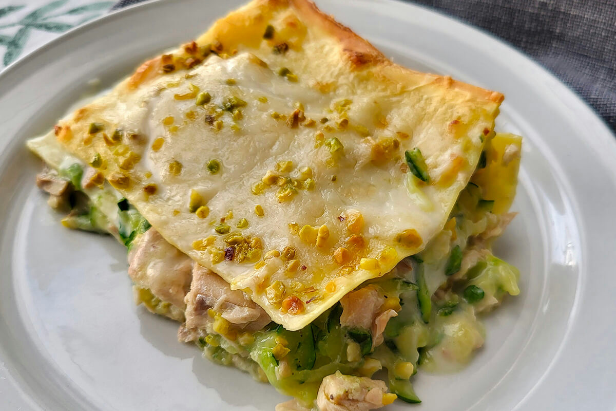 Perché la tua lasagna al salmone non viene mai cremosa? Segui l'ingrediente segreto della nonna