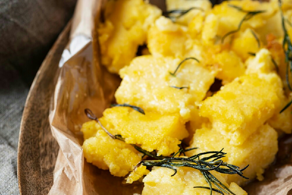 Quando la fame si fa sentire la cena è salva: questo sformato di patate piace a tutta la famiglia